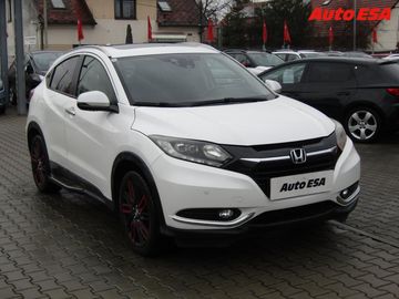 1.5 i CVT,AT,navi