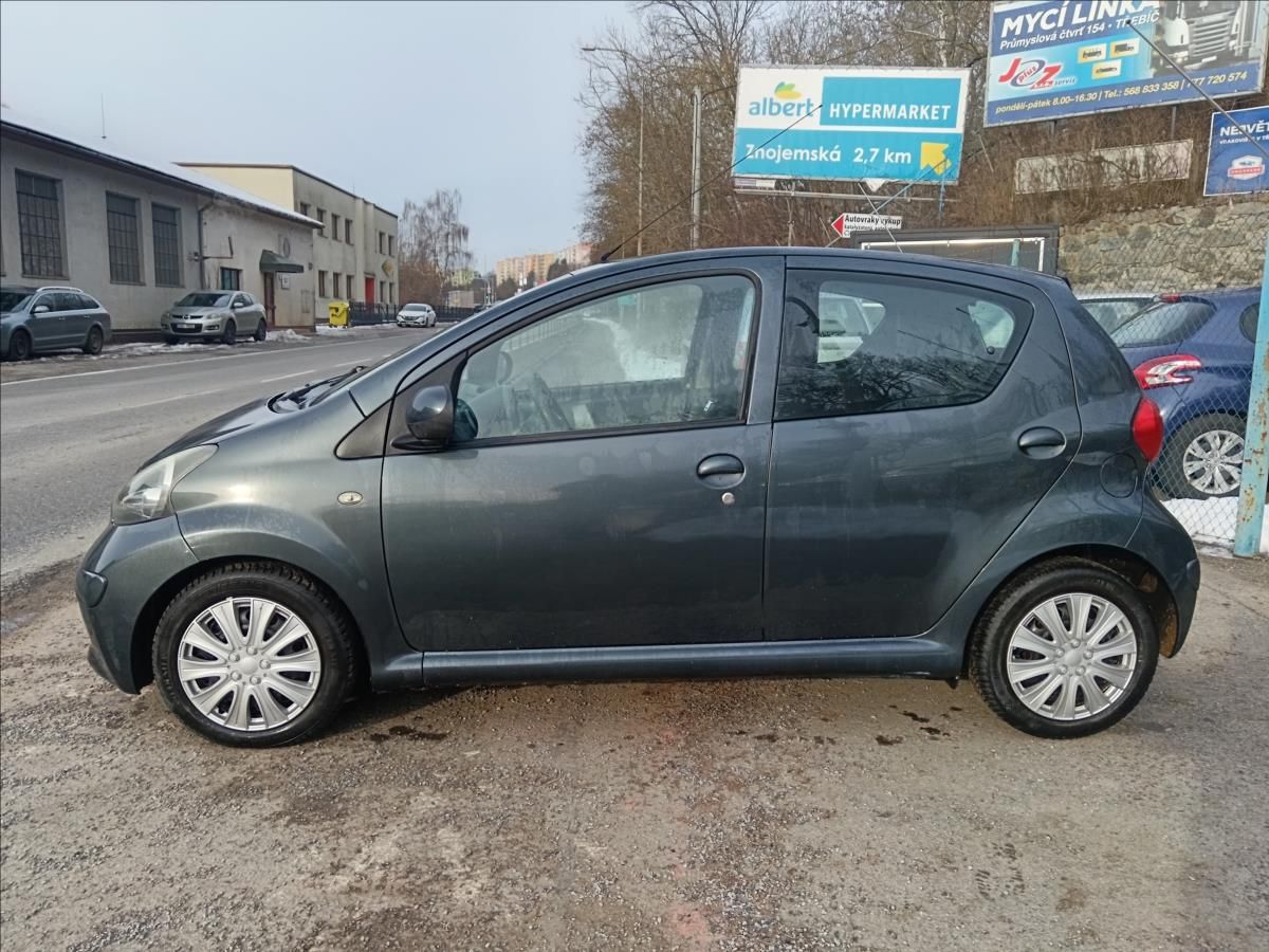 Toyota Aygo, 1,0 VVTi  Cool - fotka 6
