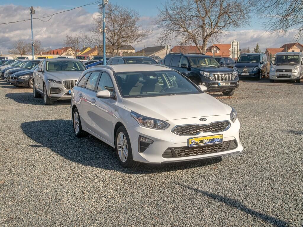 Kia Cee´d, ČR 1.6D 85KW – V ZÁRUCE - fotka 3