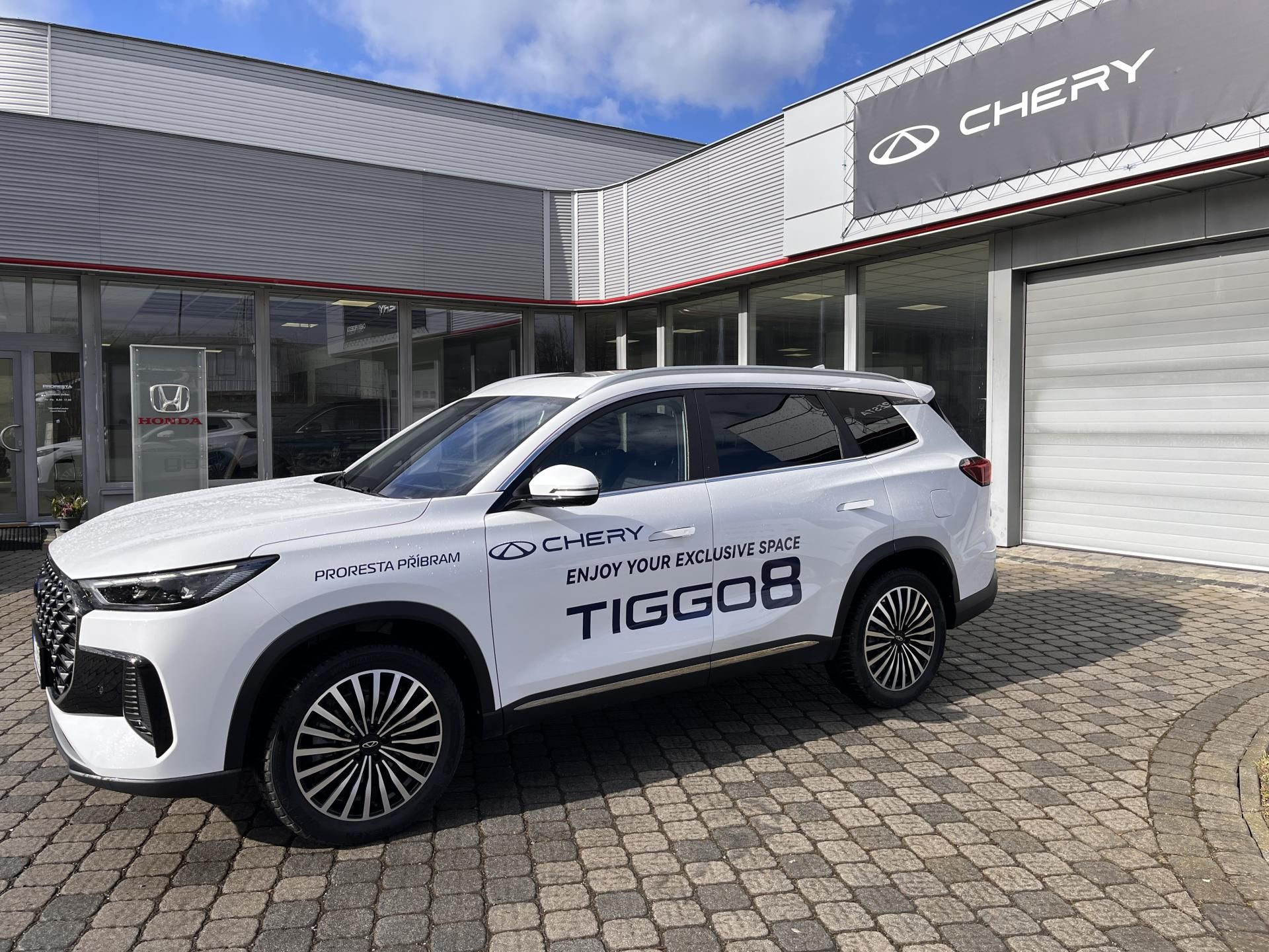 Chery Tiggo 8, 1,6 ICE UNIQUE demo vůz - fotka 3