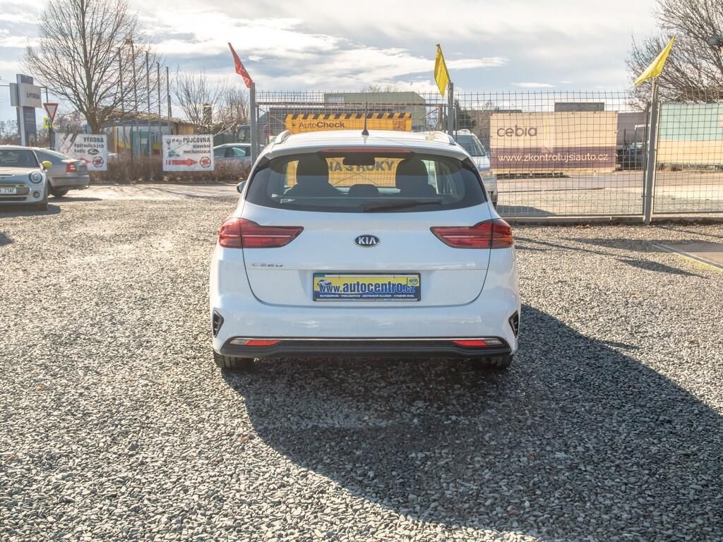 Kia Cee´d, ČR 1.6D 85KW – V ZÁRUCE - fotka 6