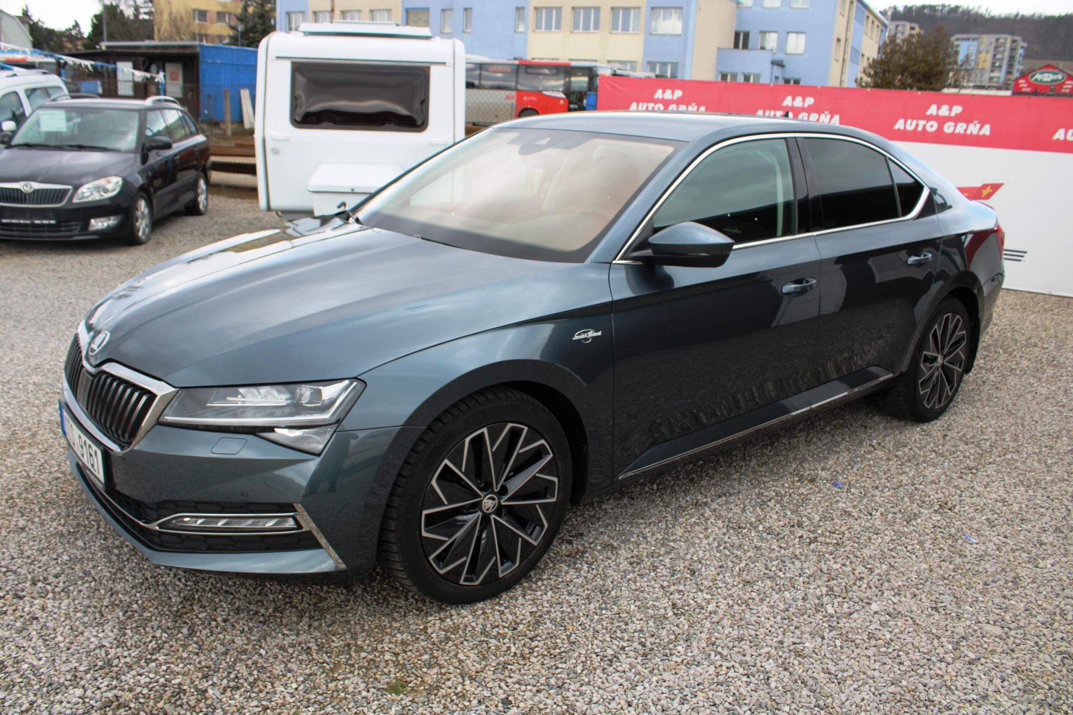 Škoda Superb, 2,0TDI LAURIN & KLEMENT  LED - fotka 3
