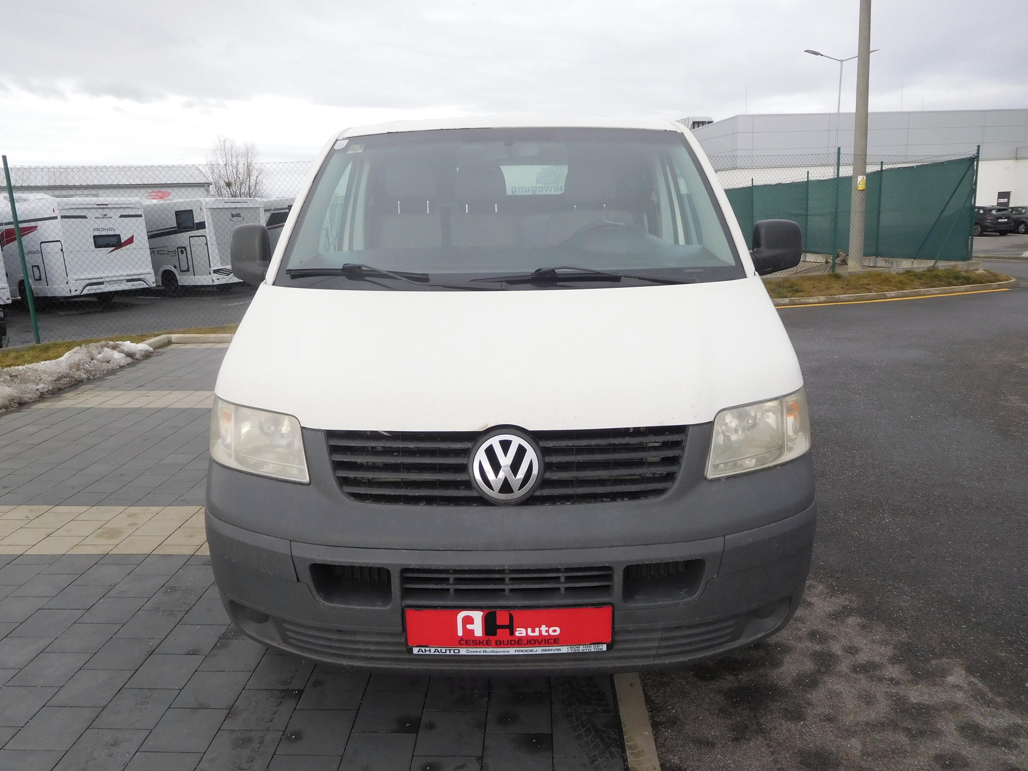 Volkswagen Transporter, T5 2.5 TDi 4Motion, 96 kW, 4X4 - fotka 6