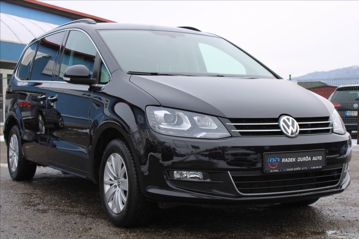 Volkswagen Sharan, 2,0 TDI  NAVIGACE,TAŽNÉ - fotka 3