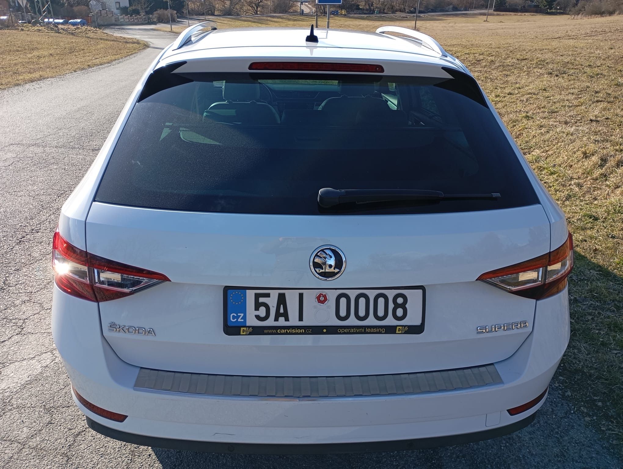 Škoda Superb, 2.0TDI KOMBI - fotka 3