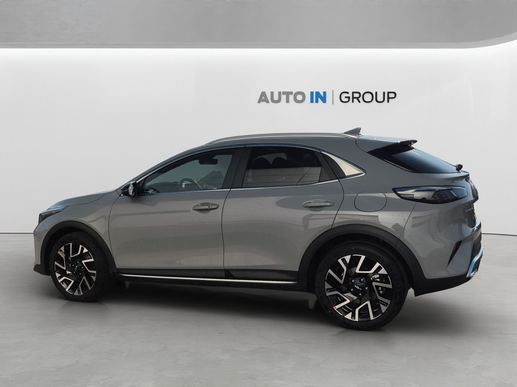 Kia XCee´d, 1,6 T-GDi GPF 7DCT STEEL EDITI - fotka 4
