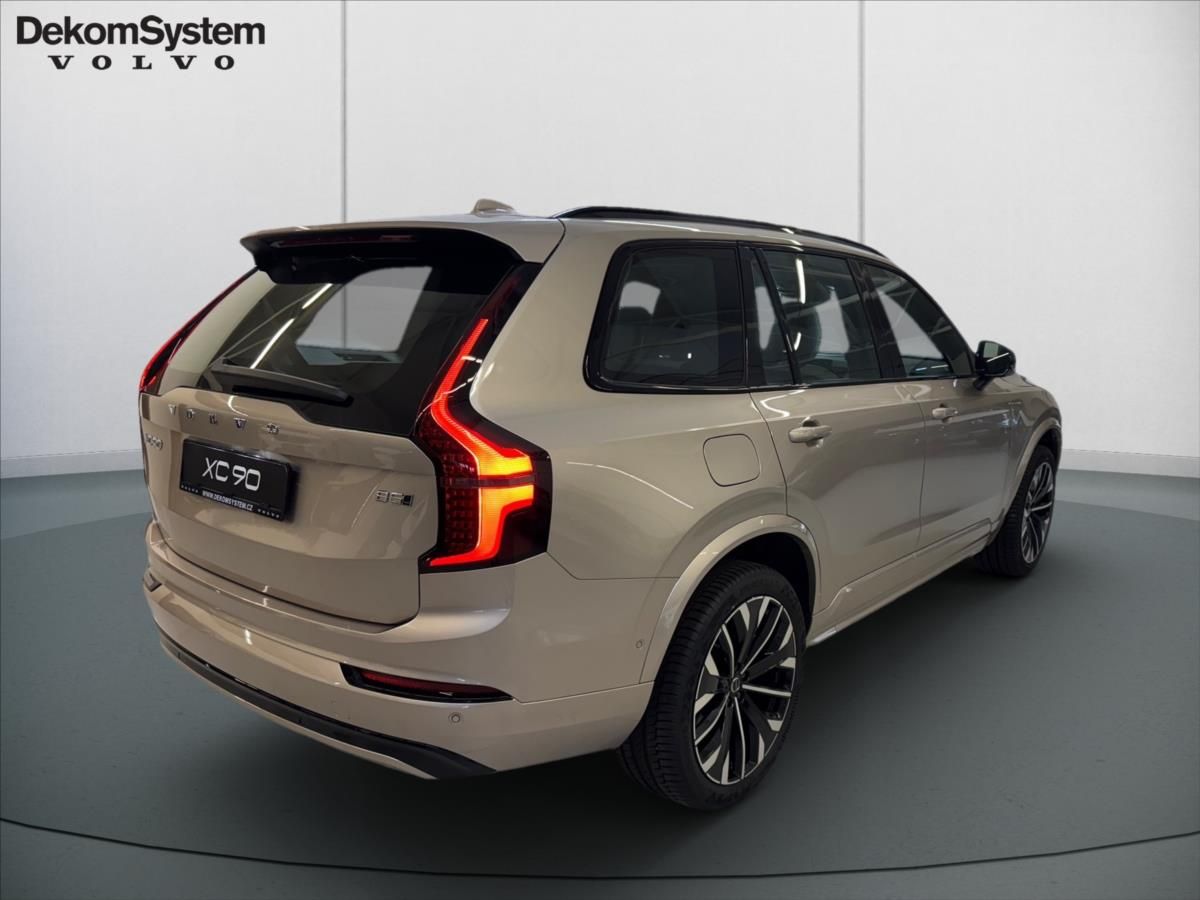 Volvo XC90, 2,0 B5 AWD Dark Plus 2233 - fotka 3