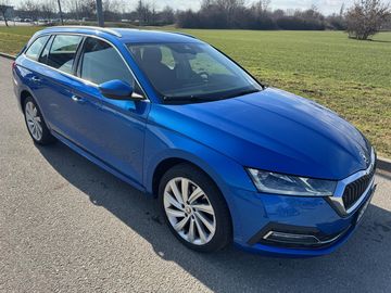 iV 1.4TSI 150kW HYBRID STYLE+
