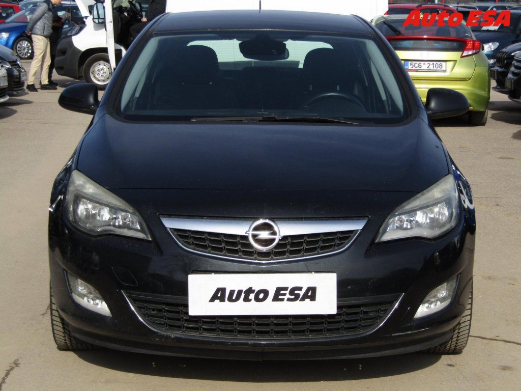 Opel Astra, 1.4i,ČR,Klima - fotka 2