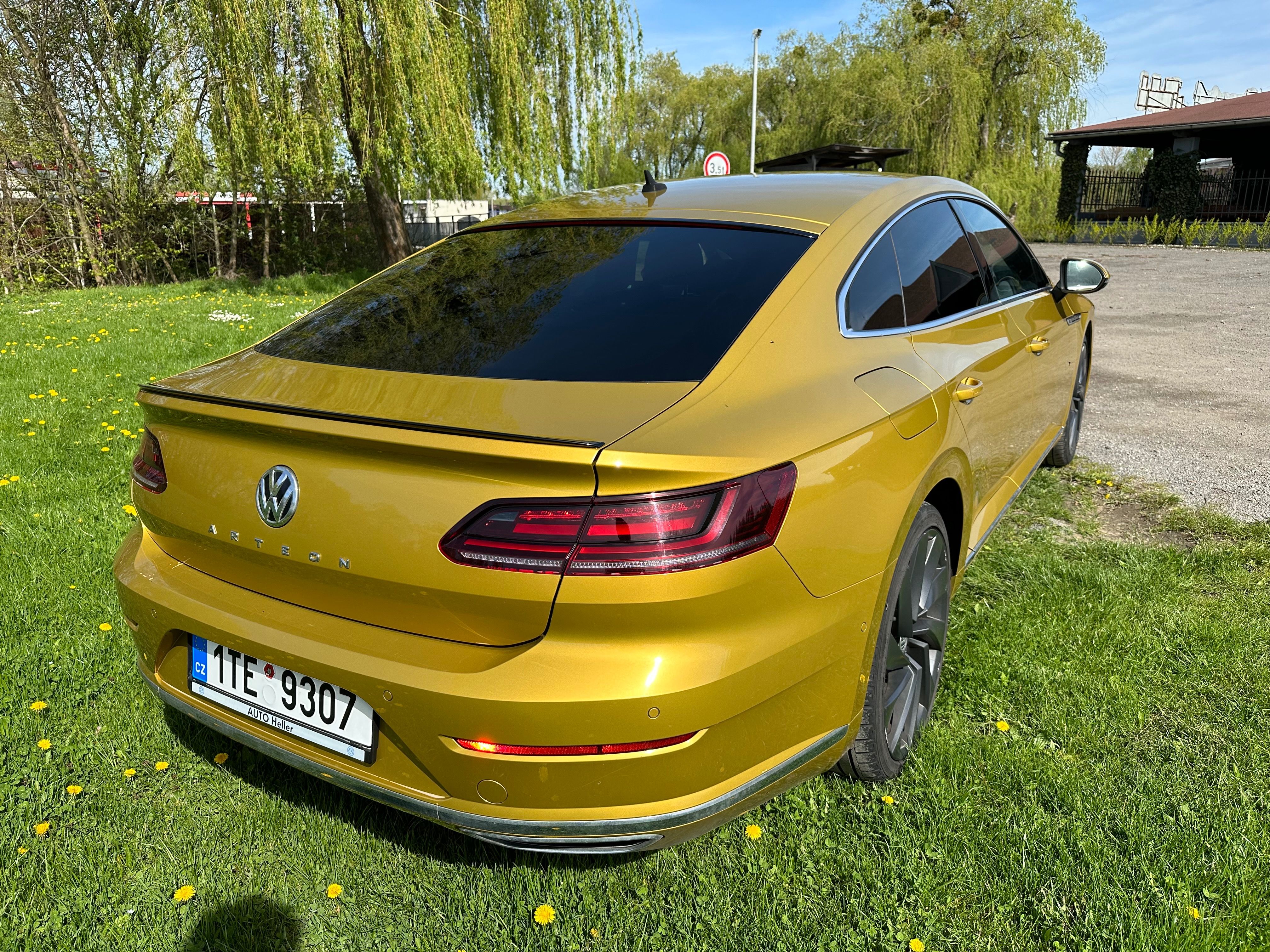 Volkswagen Arteon, R-line 2,0 TDI 110kW 7DSG - fotka 3