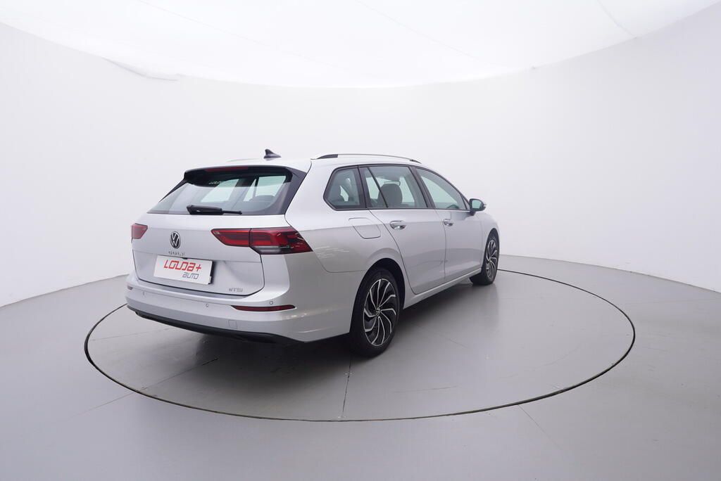 Volkswagen Golf Variant, Life 1.0 TSI 81 kW - fotka 5