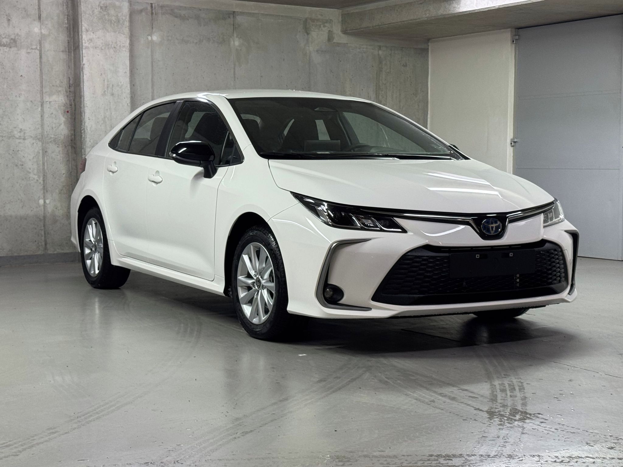 Toyota Corolla, COMFORT 1,8 Hybrid (140 k), CV - fotka 3