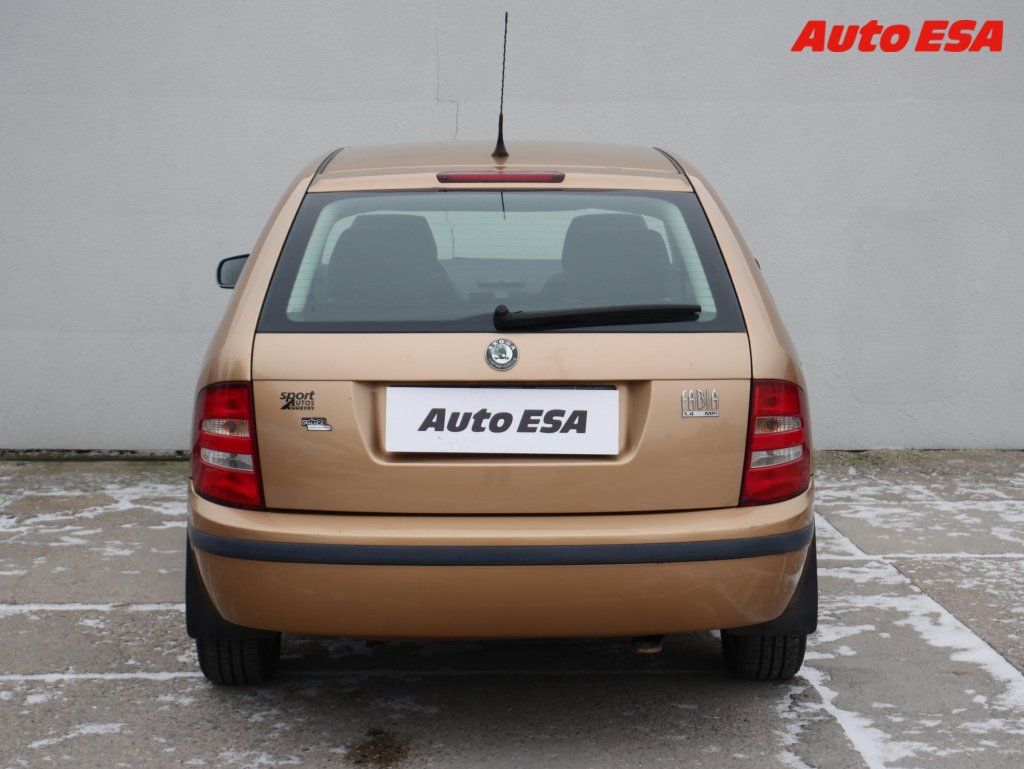 Škoda Fabia, 1.4 - fotka 5