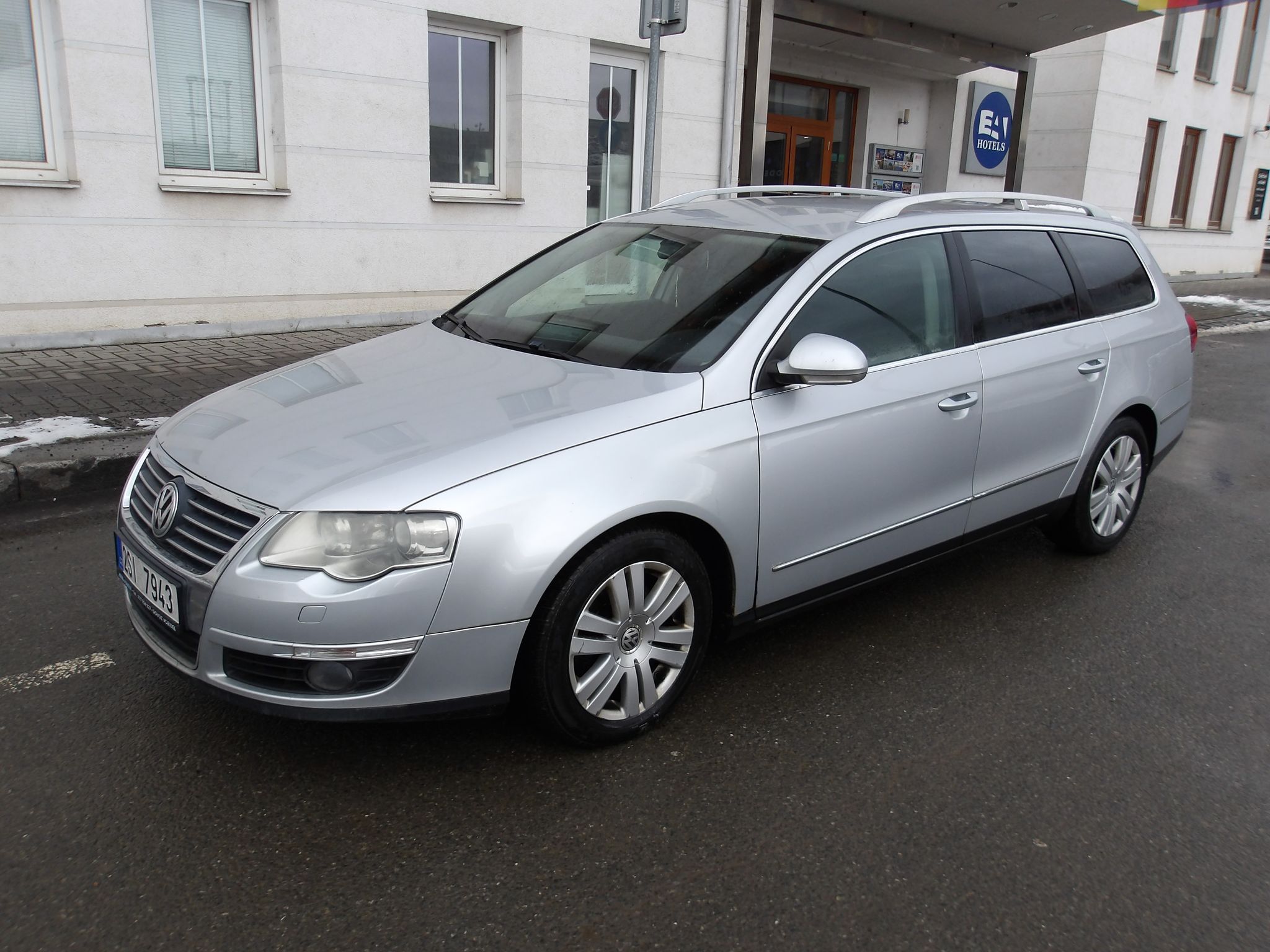 Volkswagen Passat, 2,0TDi 125kW Na OPRAVU !!!