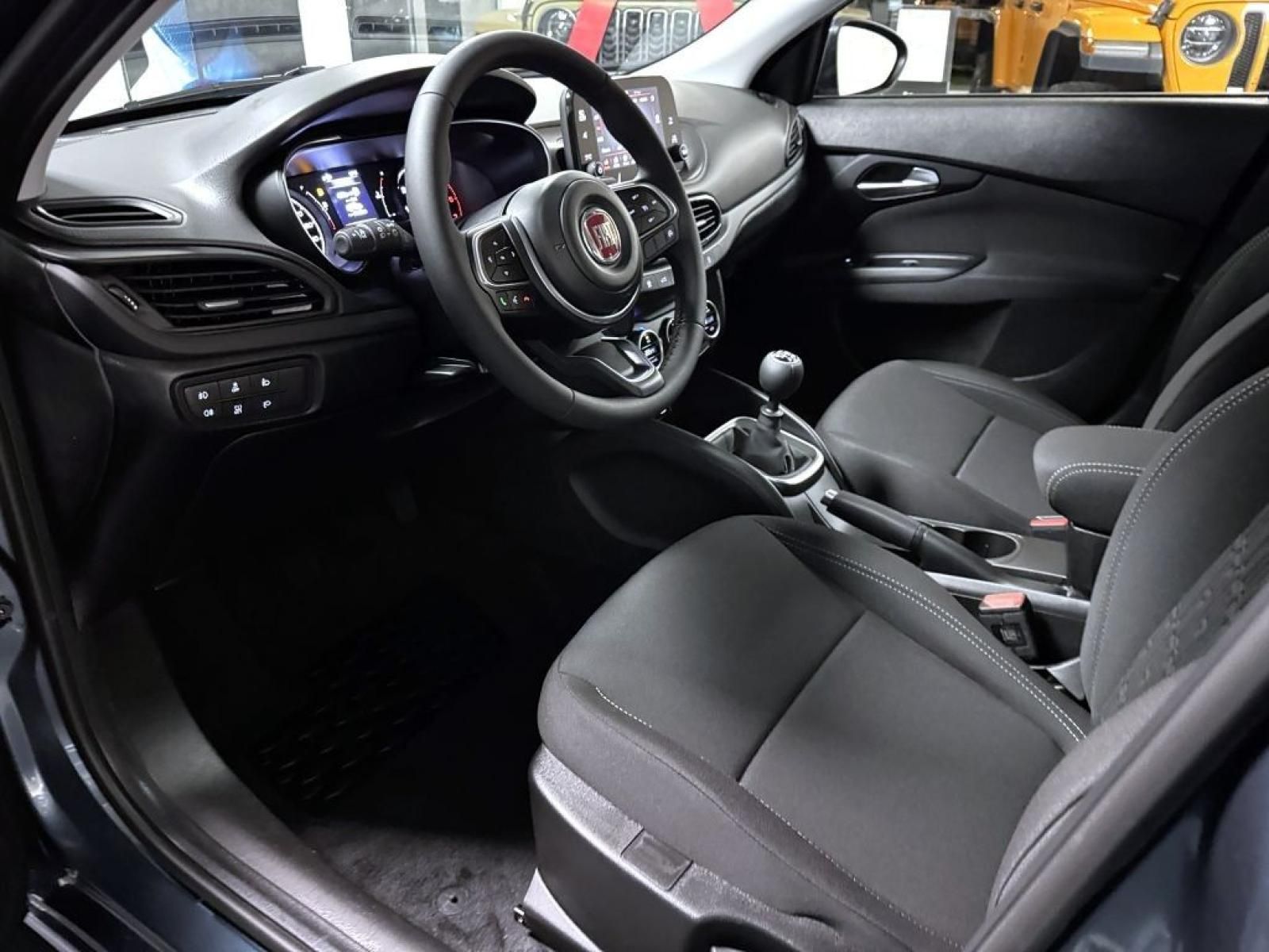 Fiat Tipo, Sedan 1.6 MultiJet 130k MT6 - fotka 6