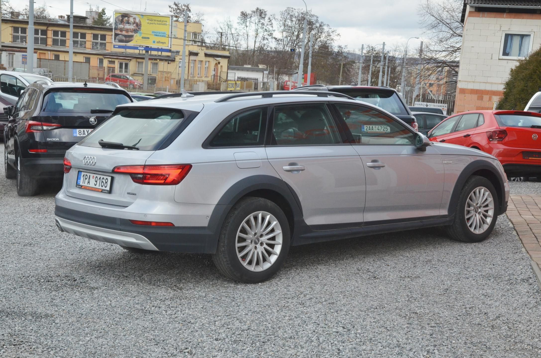 Audi A4 allroad, 3.0 TDi 200kW Quattro Matrix - fotka 6