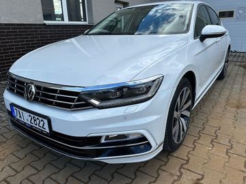Volkswagen Passat 2.0 TDI R-Li