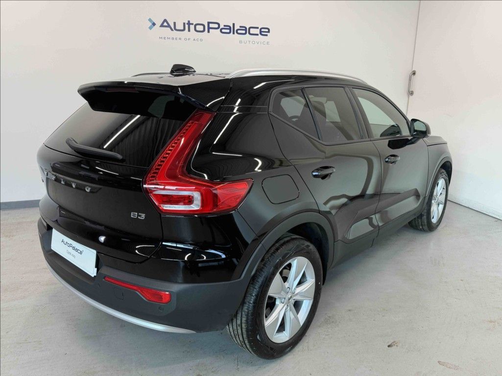 Volvo XC40, 2,0 B3 Core Blis,Bezklíč - fotka 4