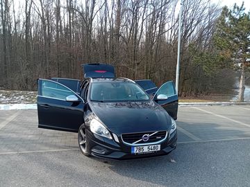 Volvo V60  D3 R-design