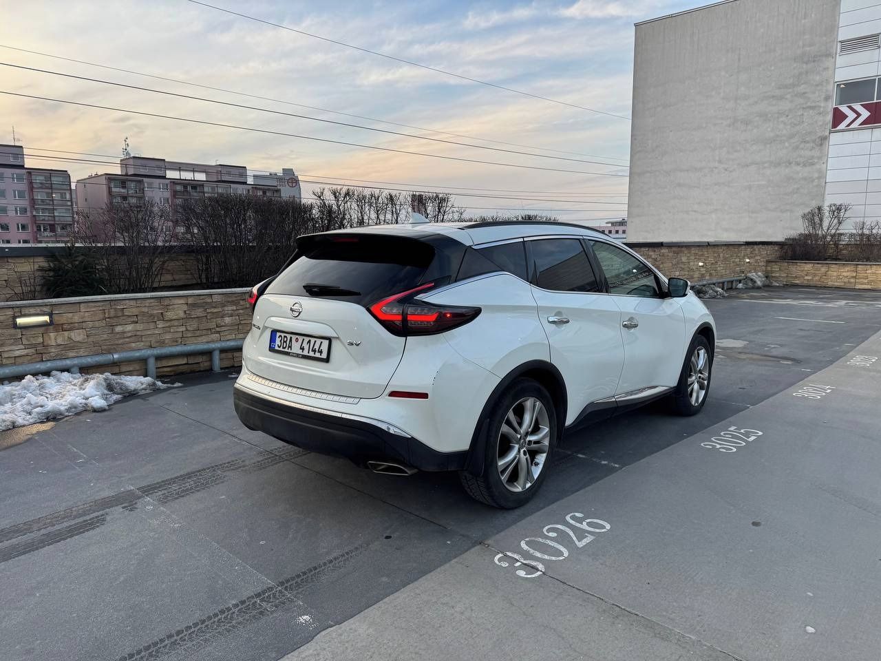 Nissan Murano, Exkluzivní auto Z52 Facelift - fotka 5
