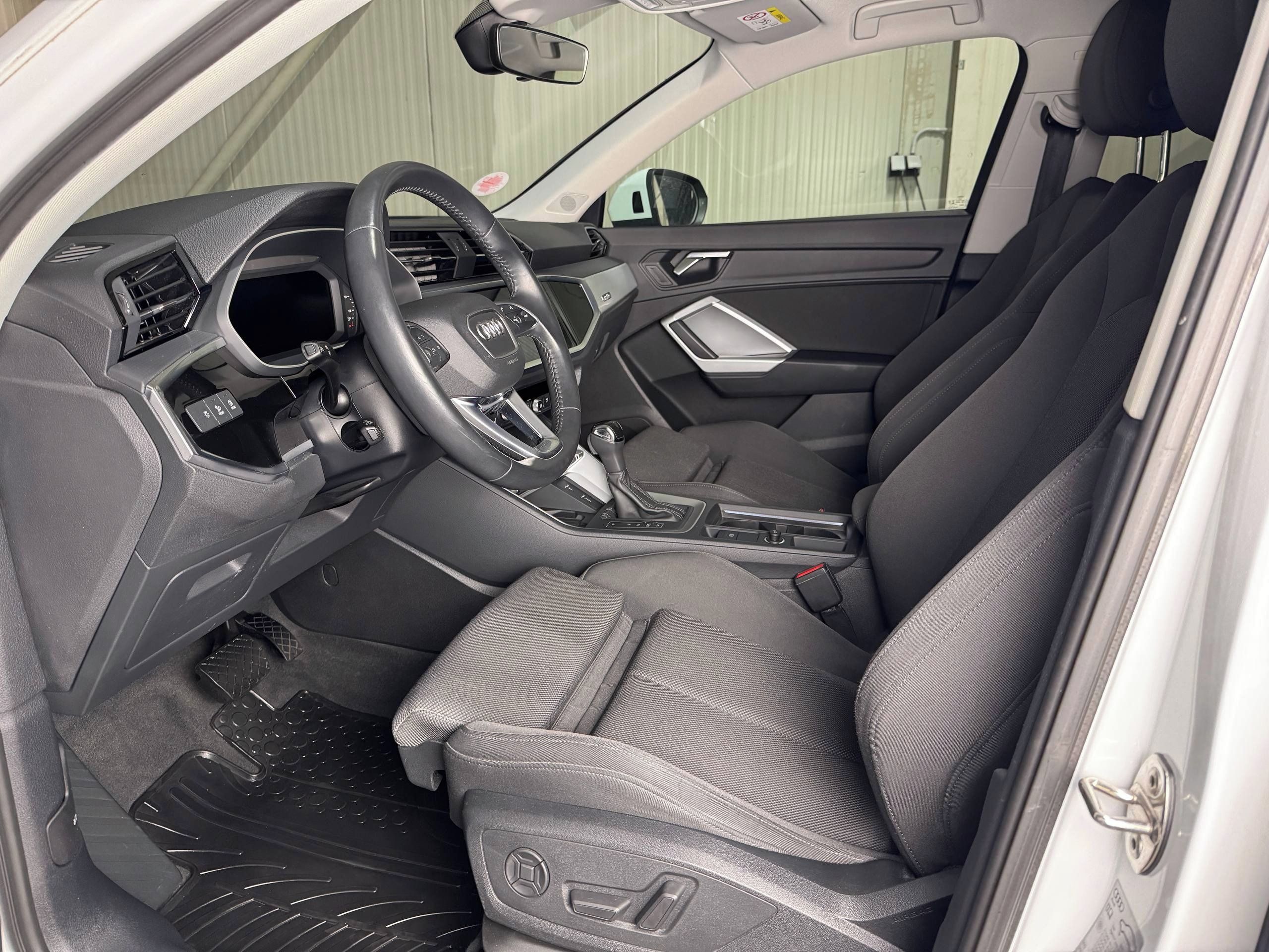 Audi Q3, 40TDi S-line Quattro, DPH, ČR - fotka 5