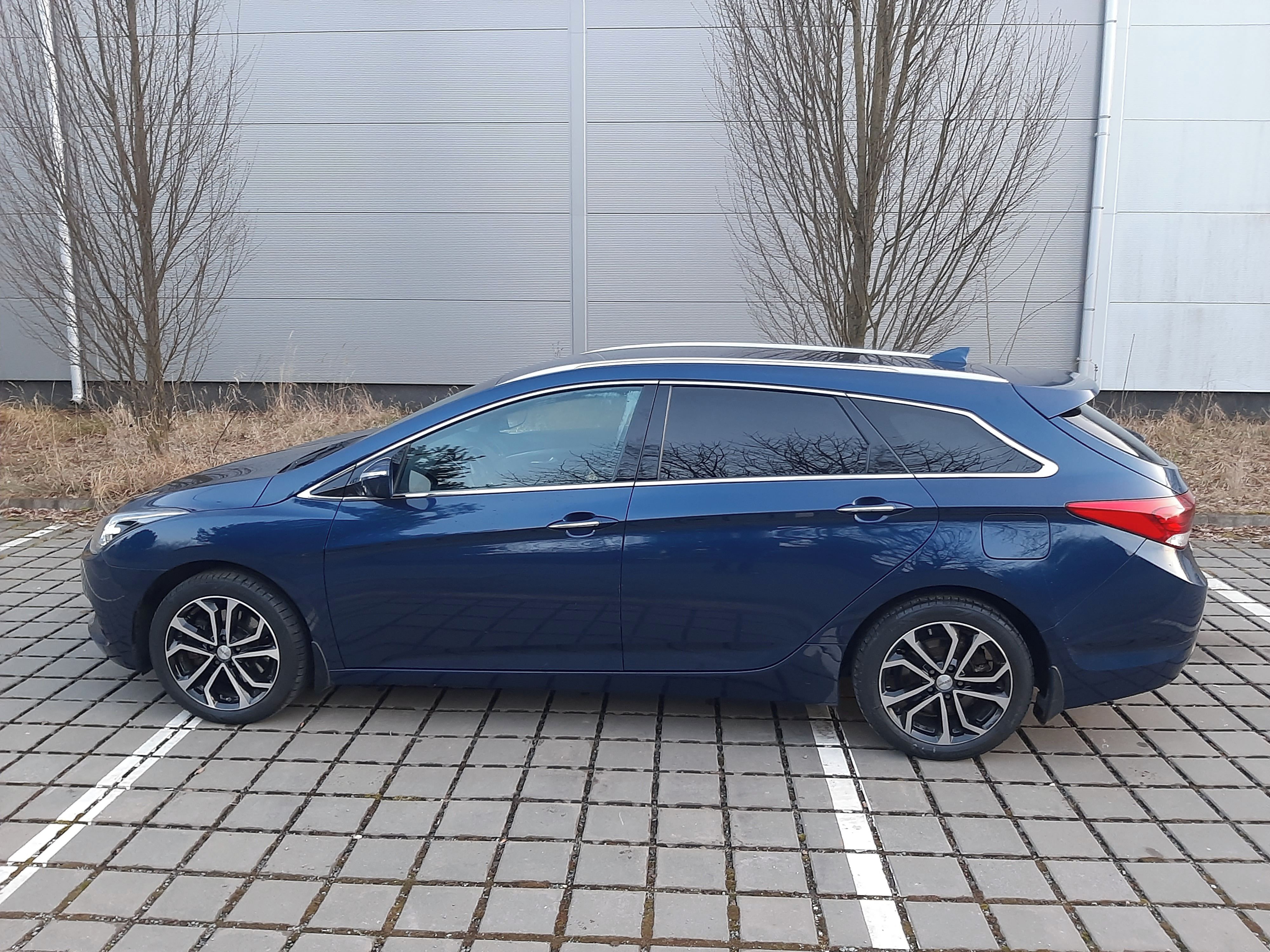 Hyundai i40, 1.6 CRDI KOMBI, NOVÉ V ČR, DPH - fotka 5