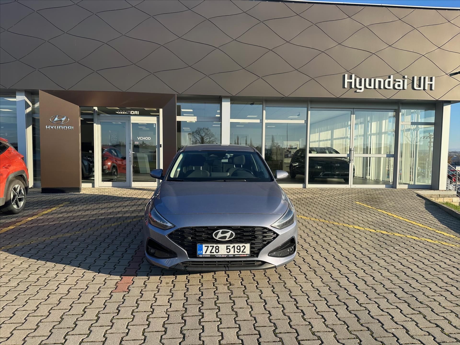 Hyundai i30, 1,5 T-GDI MHEV  Style - fotka 4
