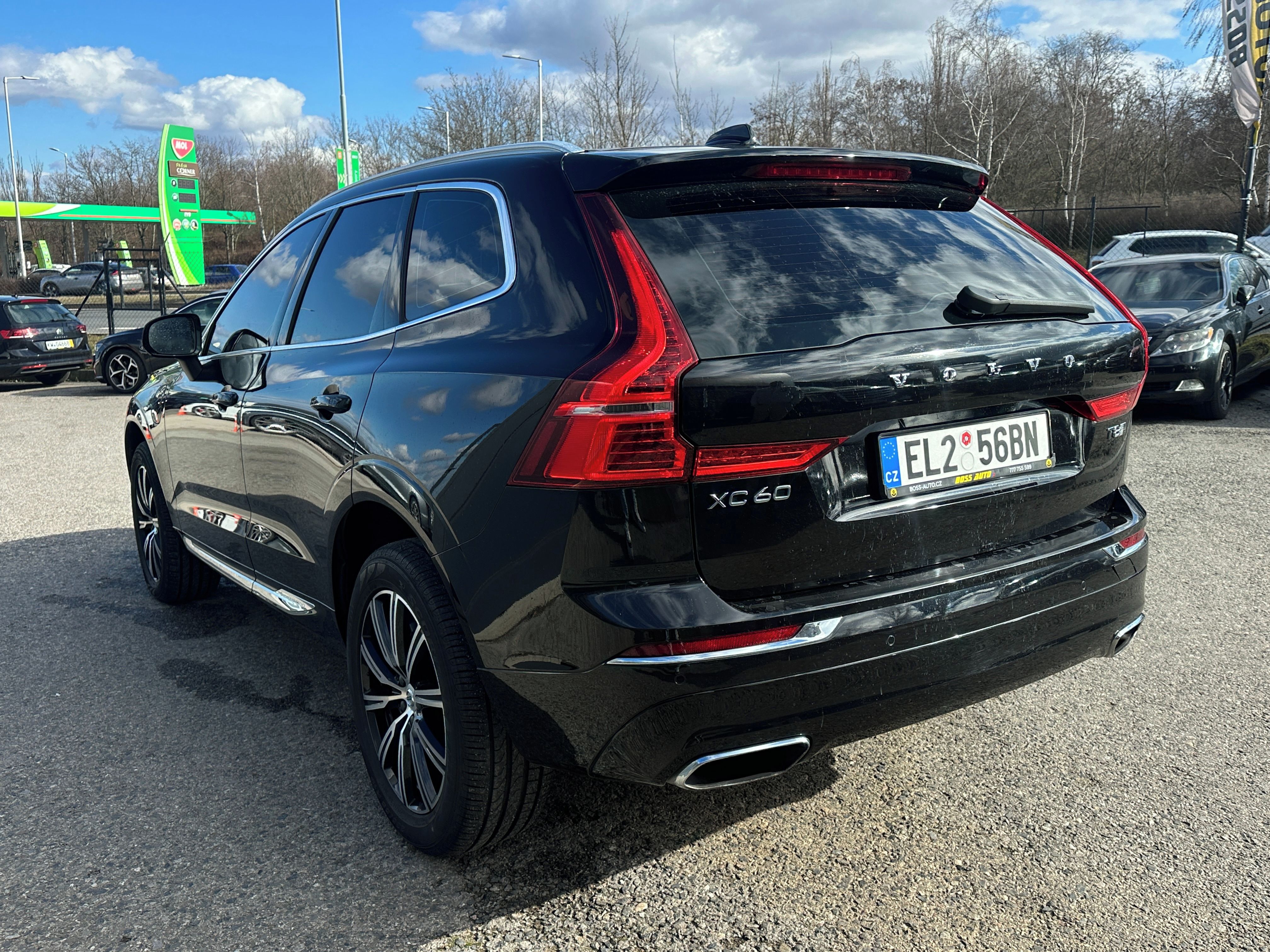 Volvo XC60, Volvo XC60 2018 - fotka 4