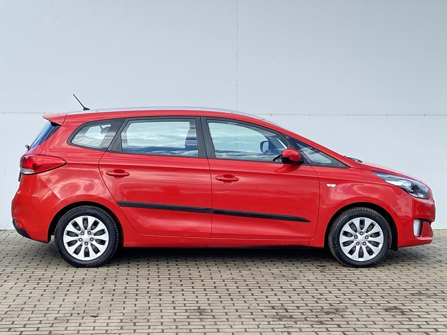 Kia Carens, 1.6 GDi 99kW Comfort - fotka 3