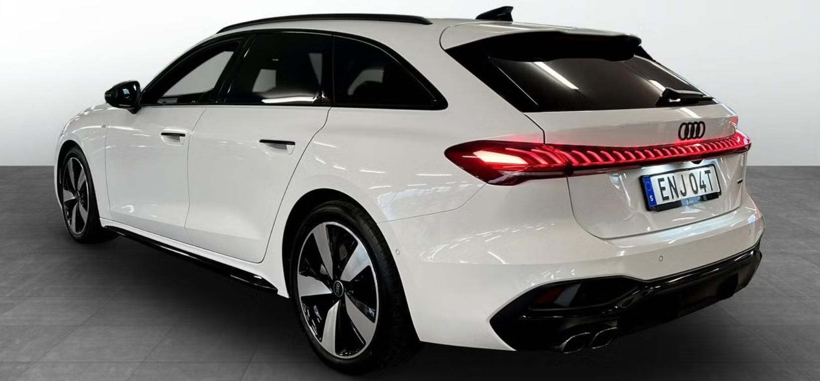 Audi A5, Avant 2.0 TDI Q S-Line Ambient - fotka 4