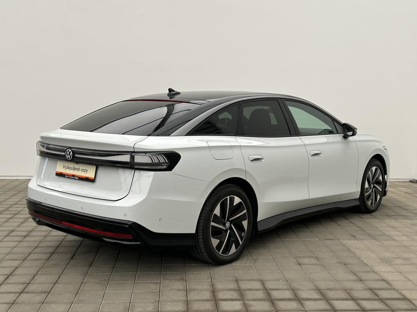 Volkswagen ID.7, Elektro 210kW Easy - fotka 2