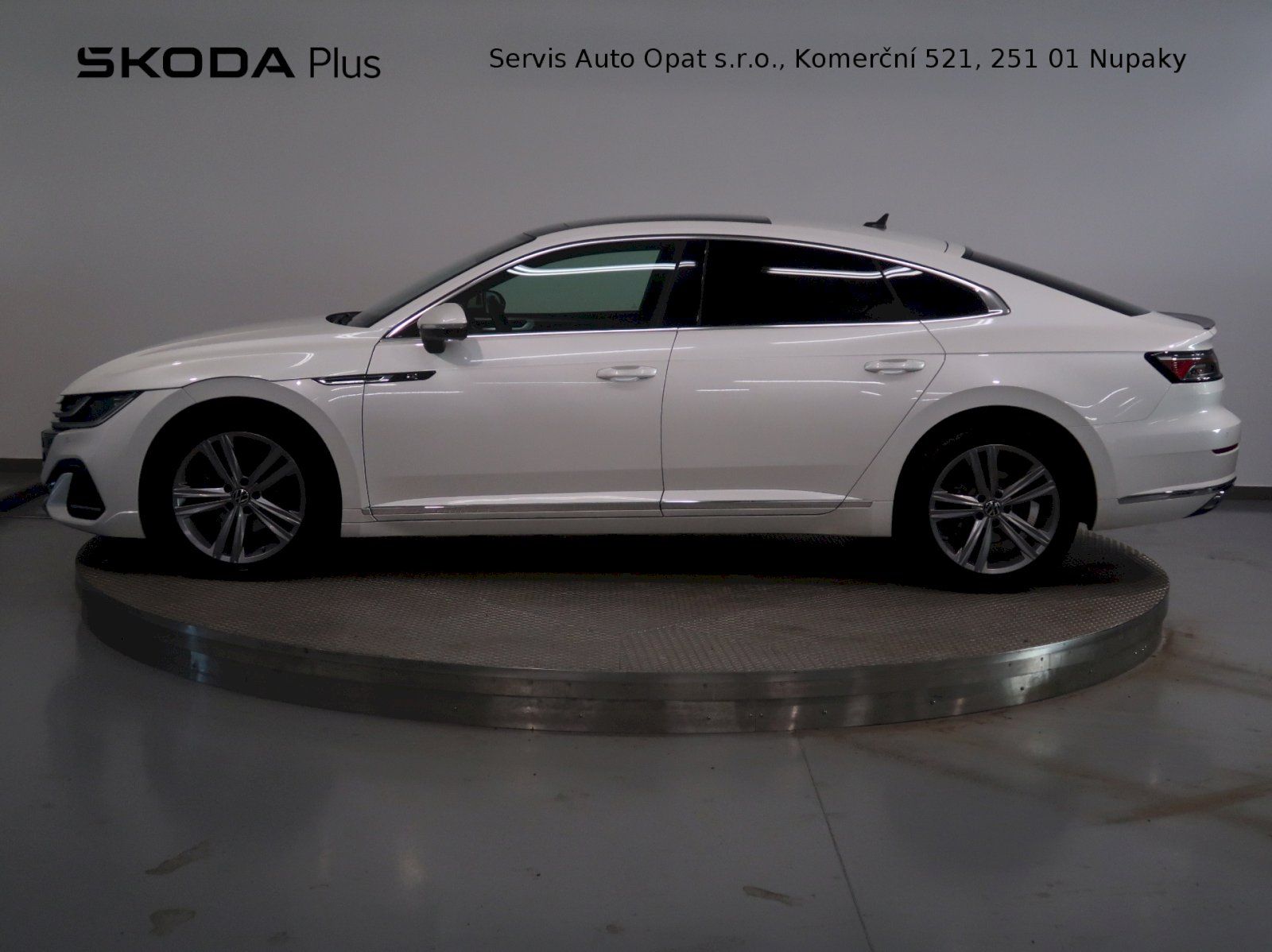 Volkswagen Arteon, R-LINE 2.0TDI 110KW DSG - fotka 3