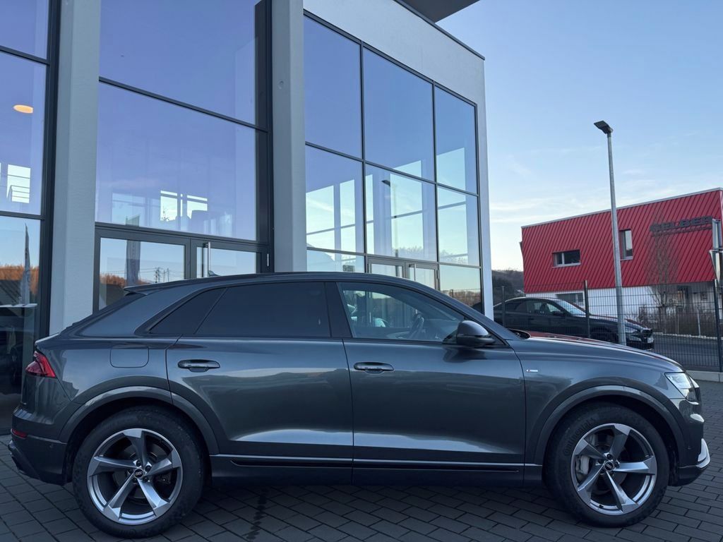 Audi Q8, Quattro,S-line/360 /Vzduch /22