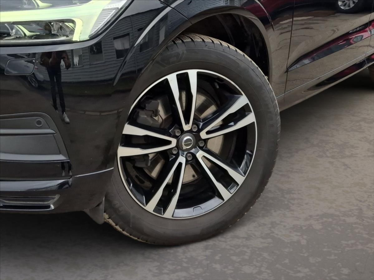 Volvo XC60, 2,0 D3 MOMENTUM+ MAN - fotka 6