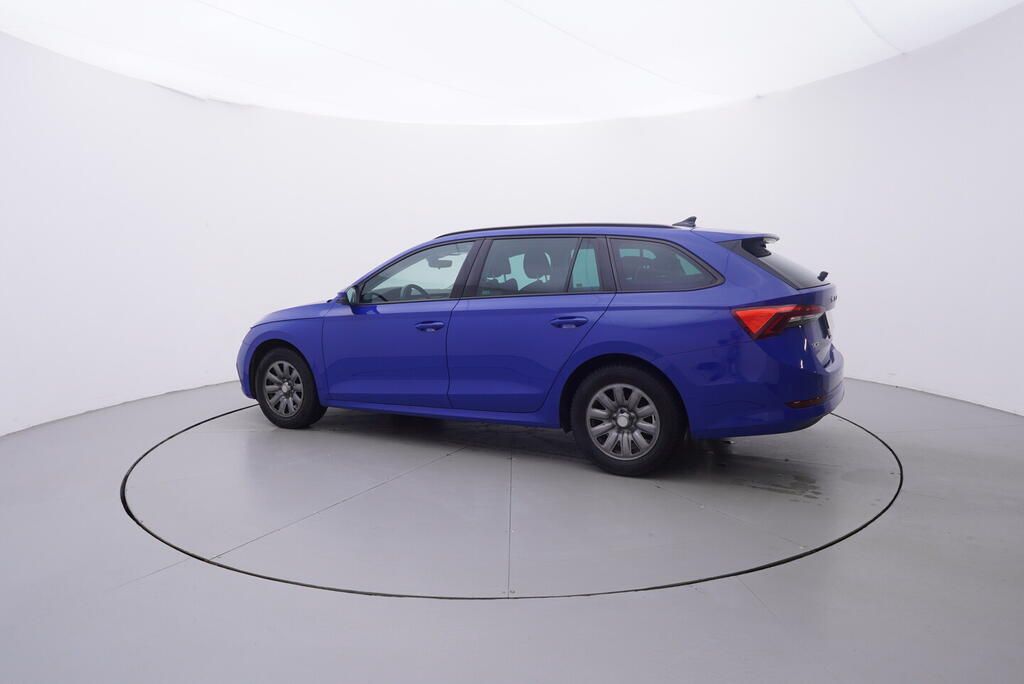 Škoda Octavia, Ambition 2.0 TDI 85 kW - fotka 3