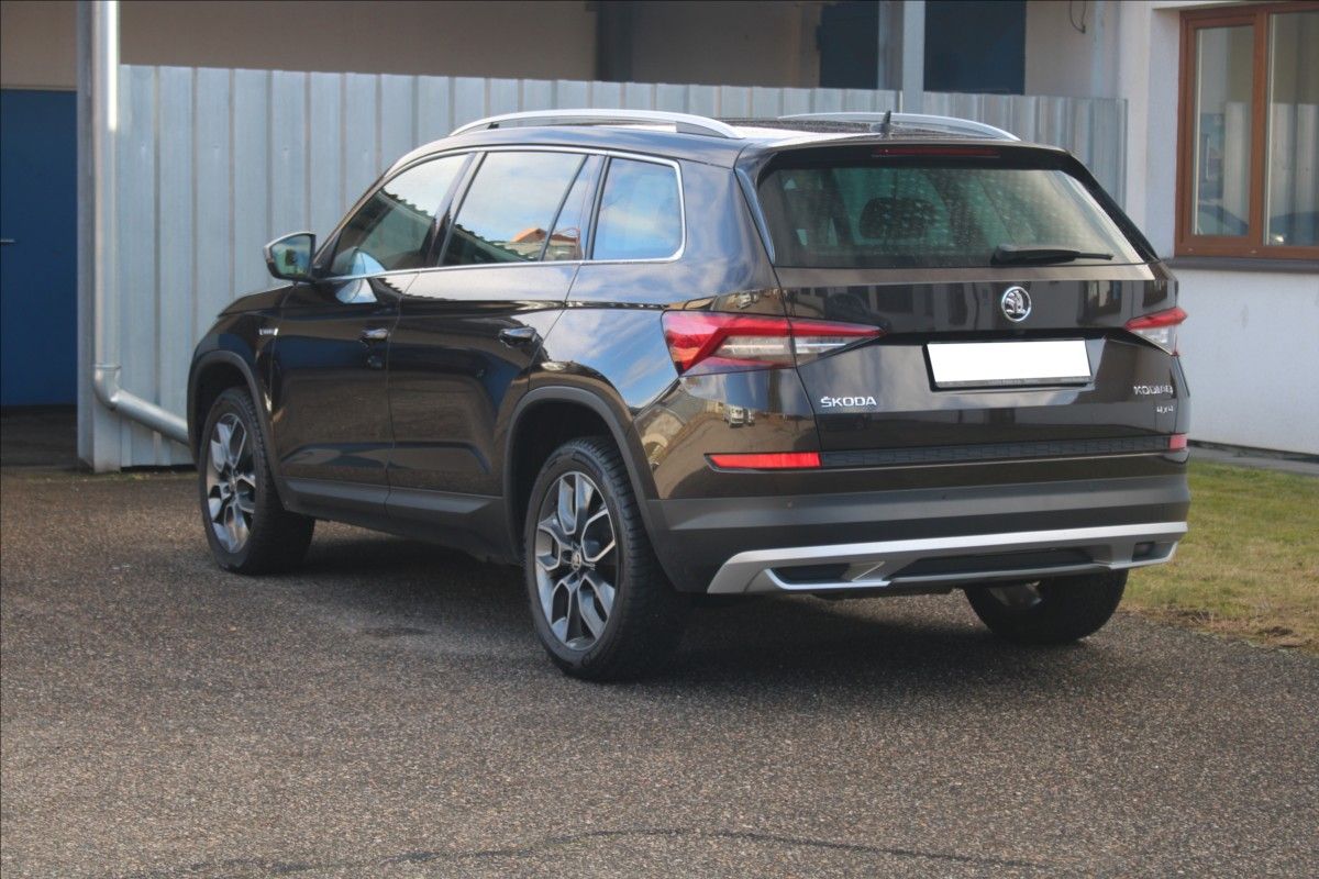 Škoda Kodiaq, 2,0   TDi 140kW SCOUT 4x4 - fotka 5