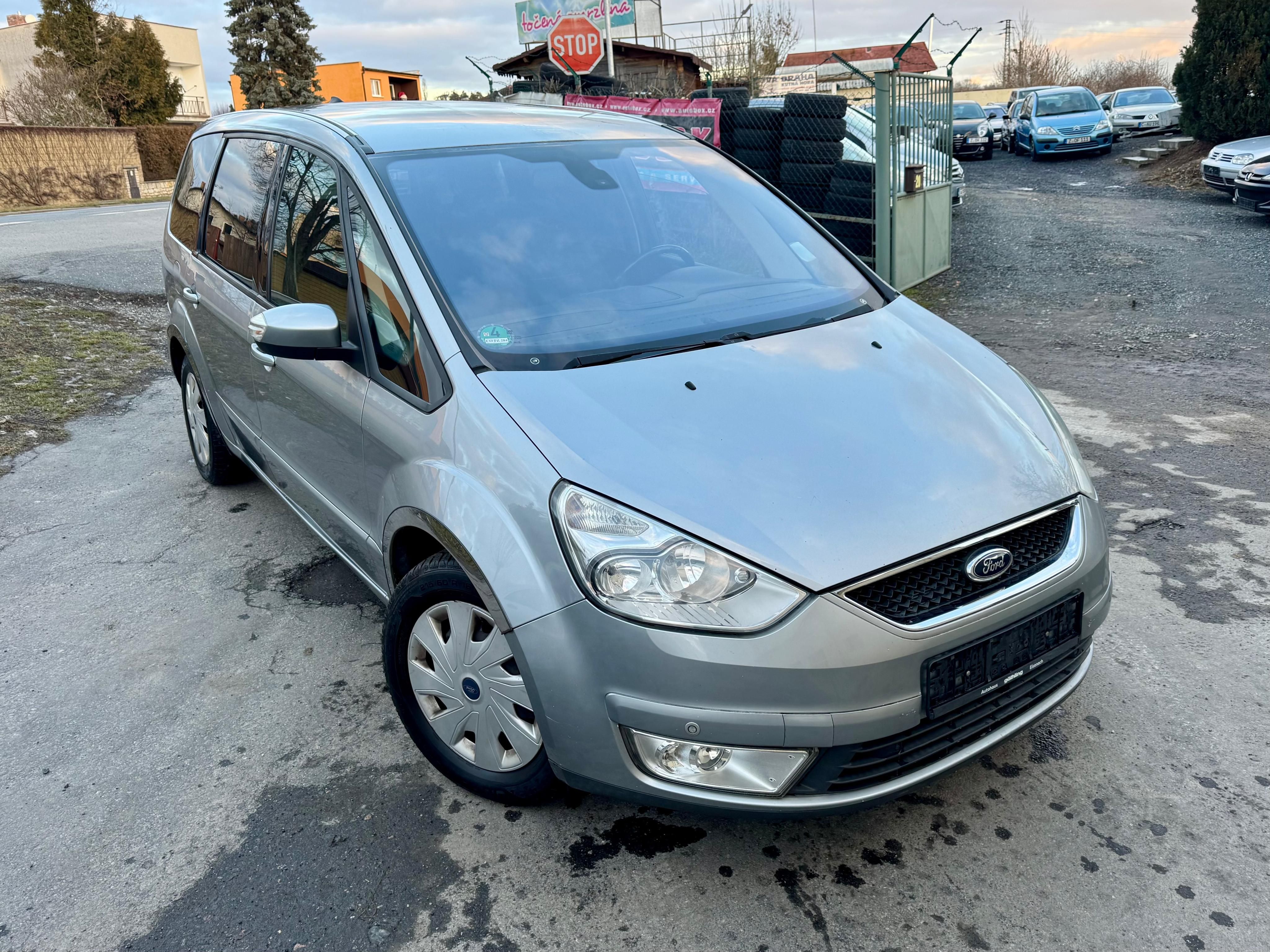 Ford Galaxy, 2.0TDCi 96kW 7.Míst. AC.Navi. - fotka 2