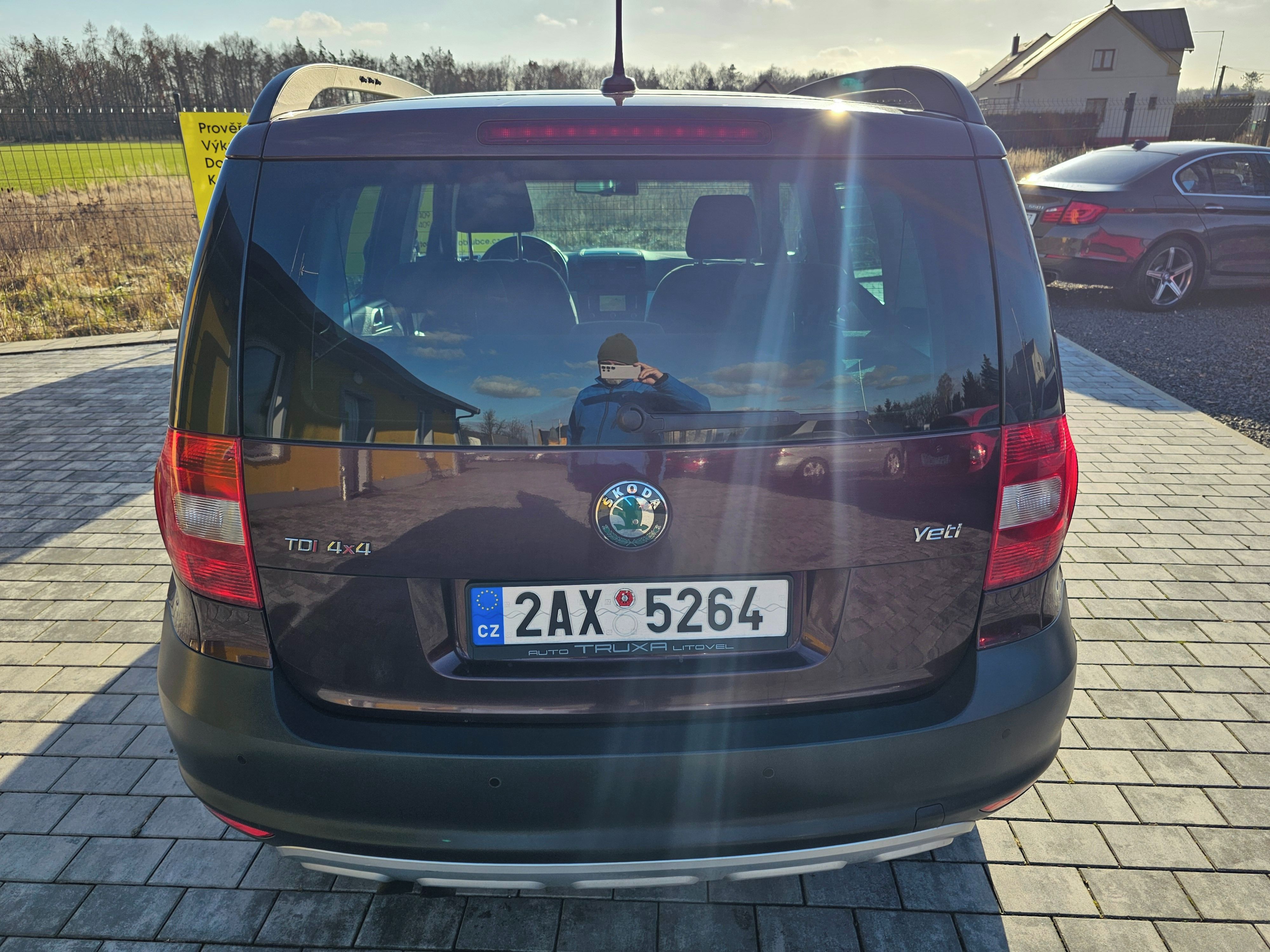 Škoda Yeti, ELEGANCE 2.0 TDI, 4x4, DSG,DPH - fotka 6