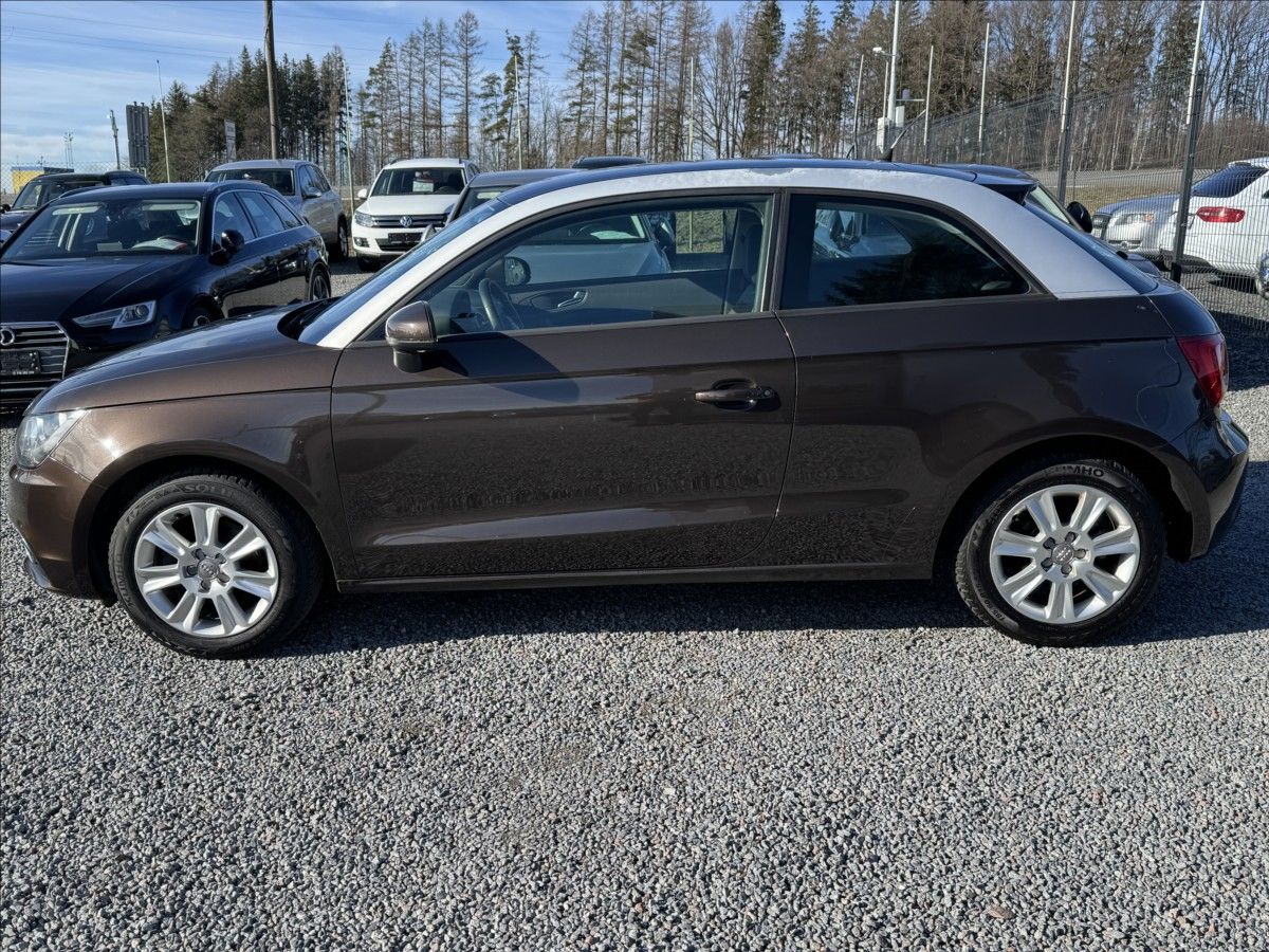 Audi A1, 1,2   TFSi 63KW - fotka 4