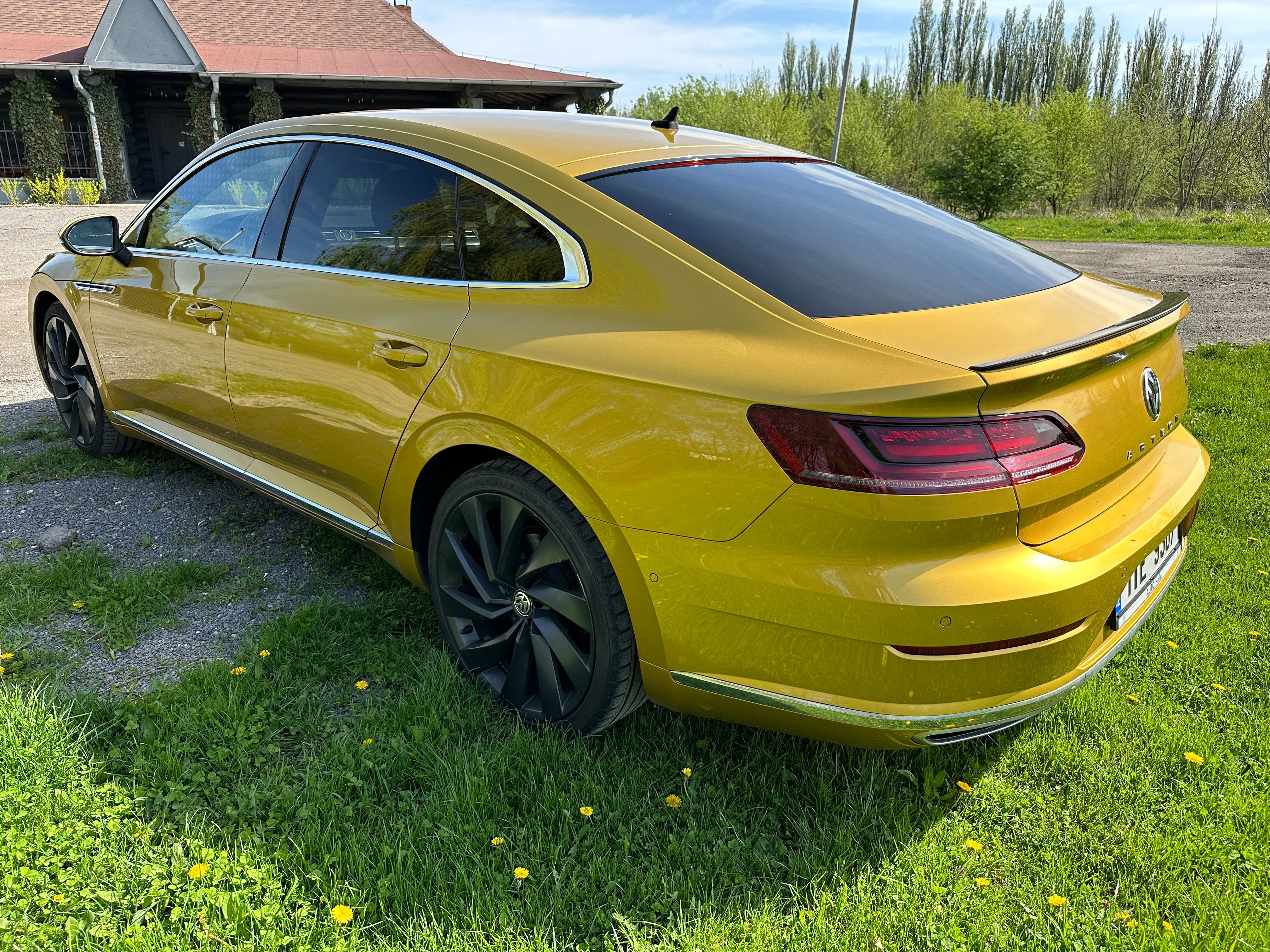 Volkswagen Arteon, R-line 2,0 TDI 110kW 7DSG - fotka 2