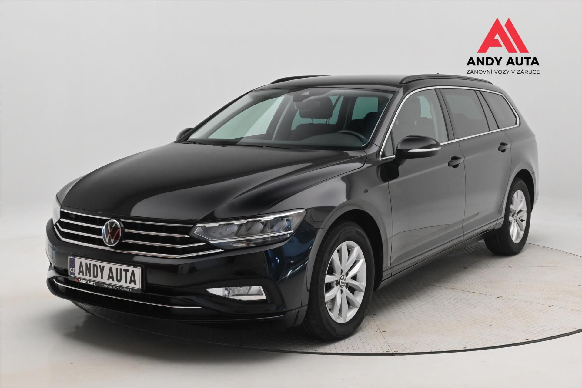 Volkswagen Passat, 2,0 TDI 110kW DSG Business Zár