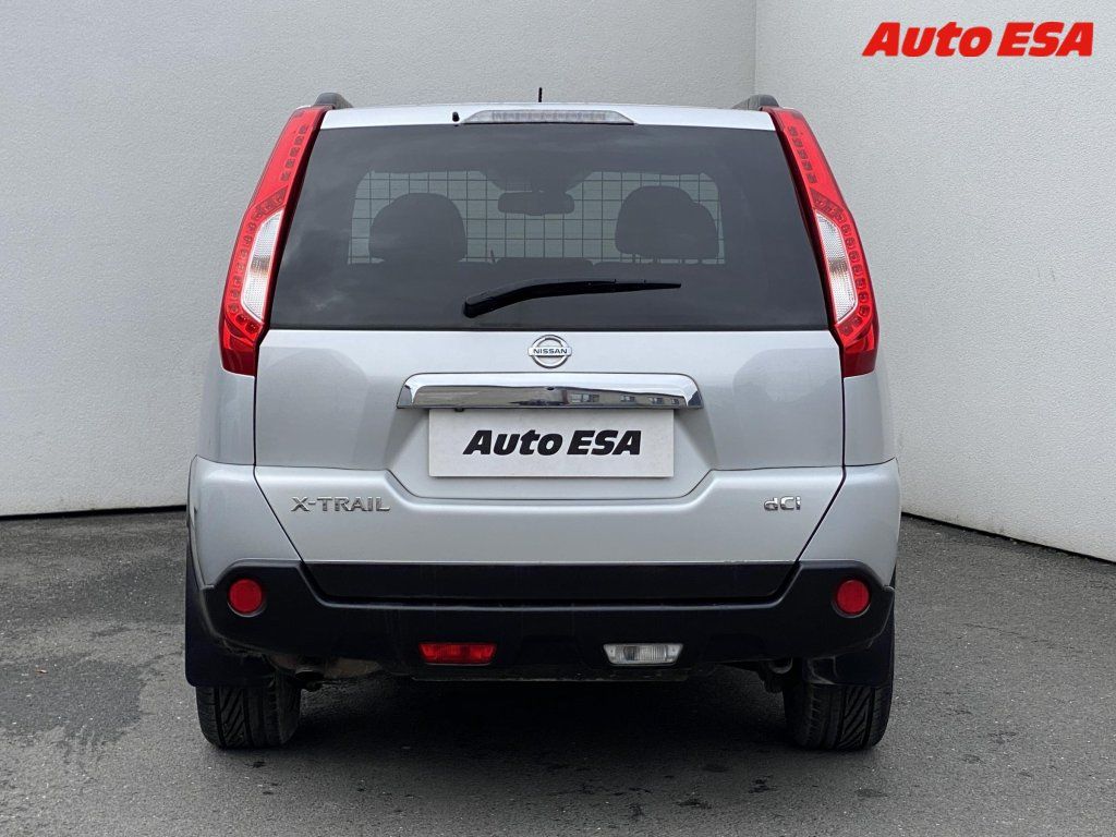 Nissan X-Trail, 2.0 dCi 4x4,AT,xenon - fotka 5