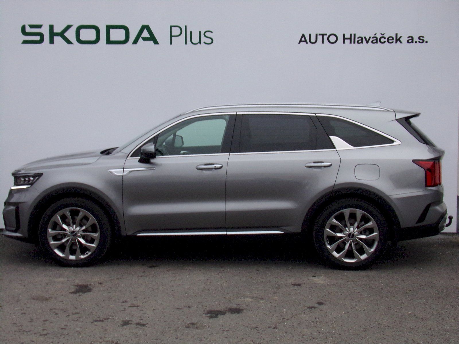Kia Sorento, 7P MQ4 2,2 CRDi SCR 4x4 8DCT S - fotka 3