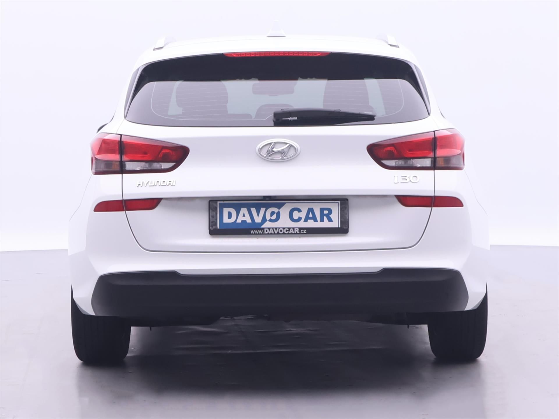 Hyundai i30, 1.6 CRDi Automat CZ Style LED - fotka 6