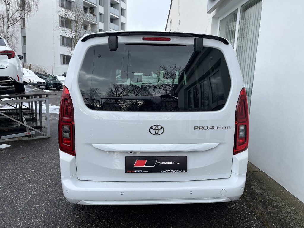 Toyota Proace City Verso, 1.5L D Family - fotka 6