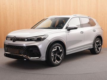 R-Line 1.5 eTSI DSG