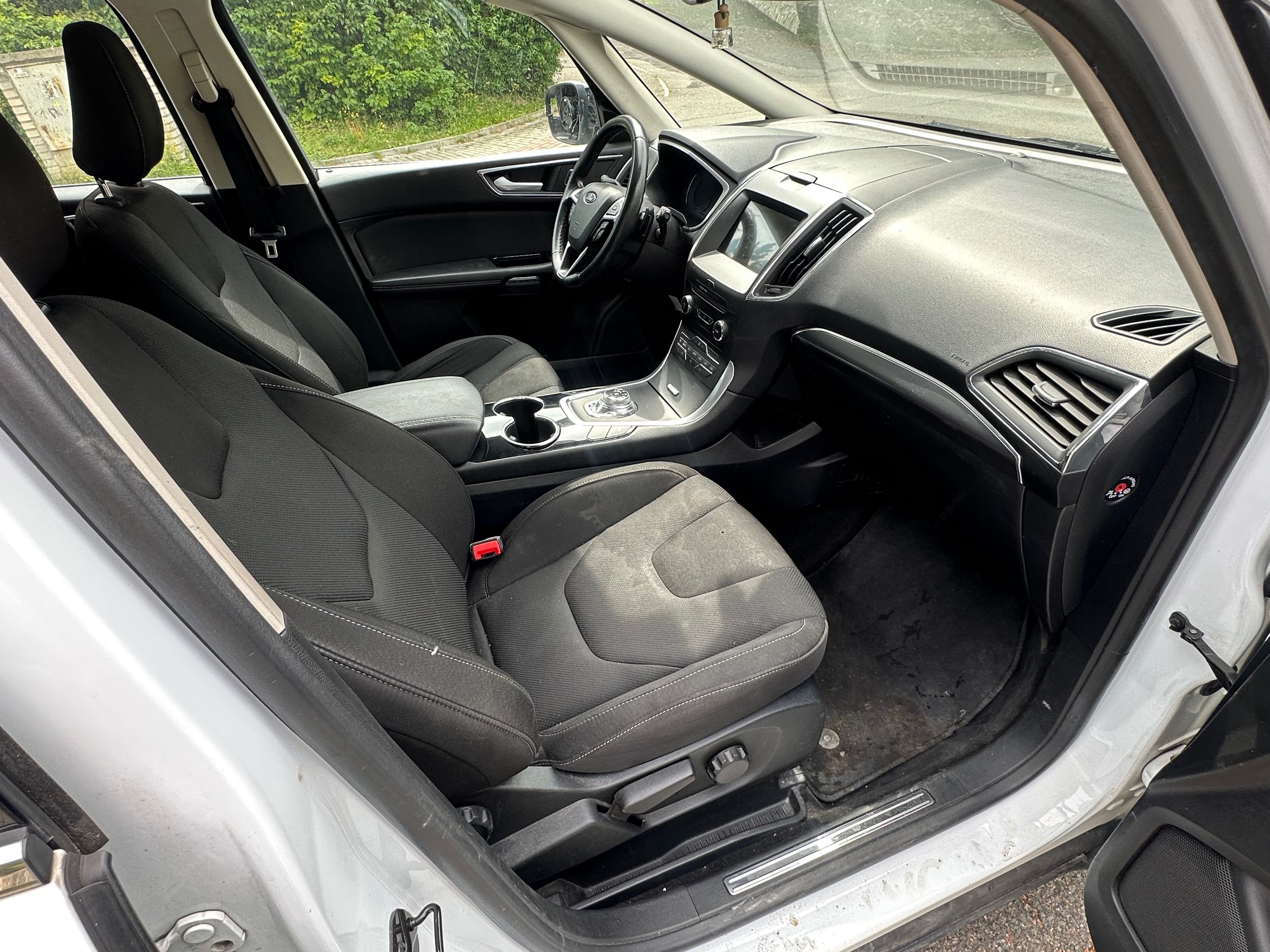 Ford S-MAX, 2.2tdci, vadná převodovka - fotka 3