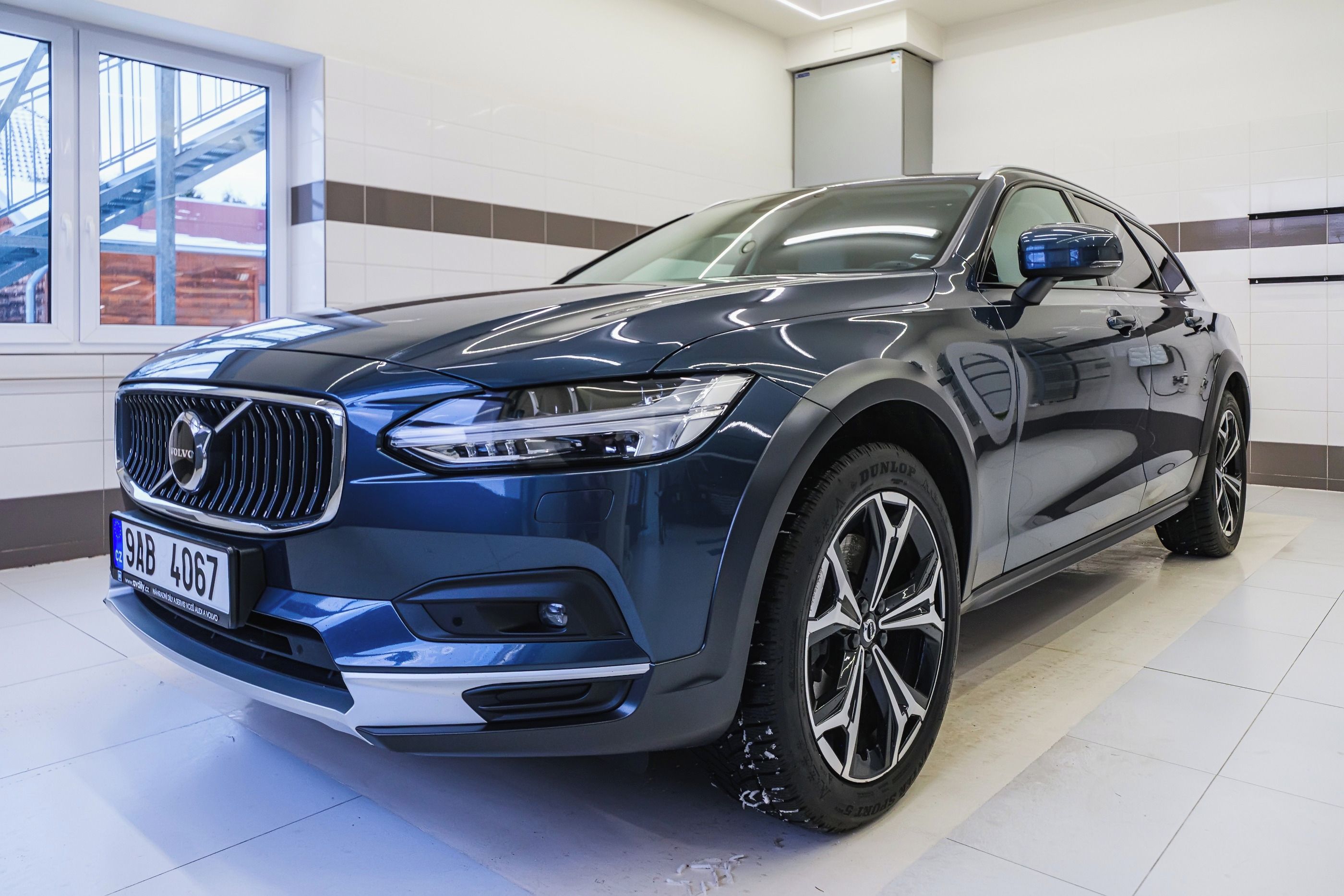 Volvo V90, Cross Country B5 AWD 184kW PRO