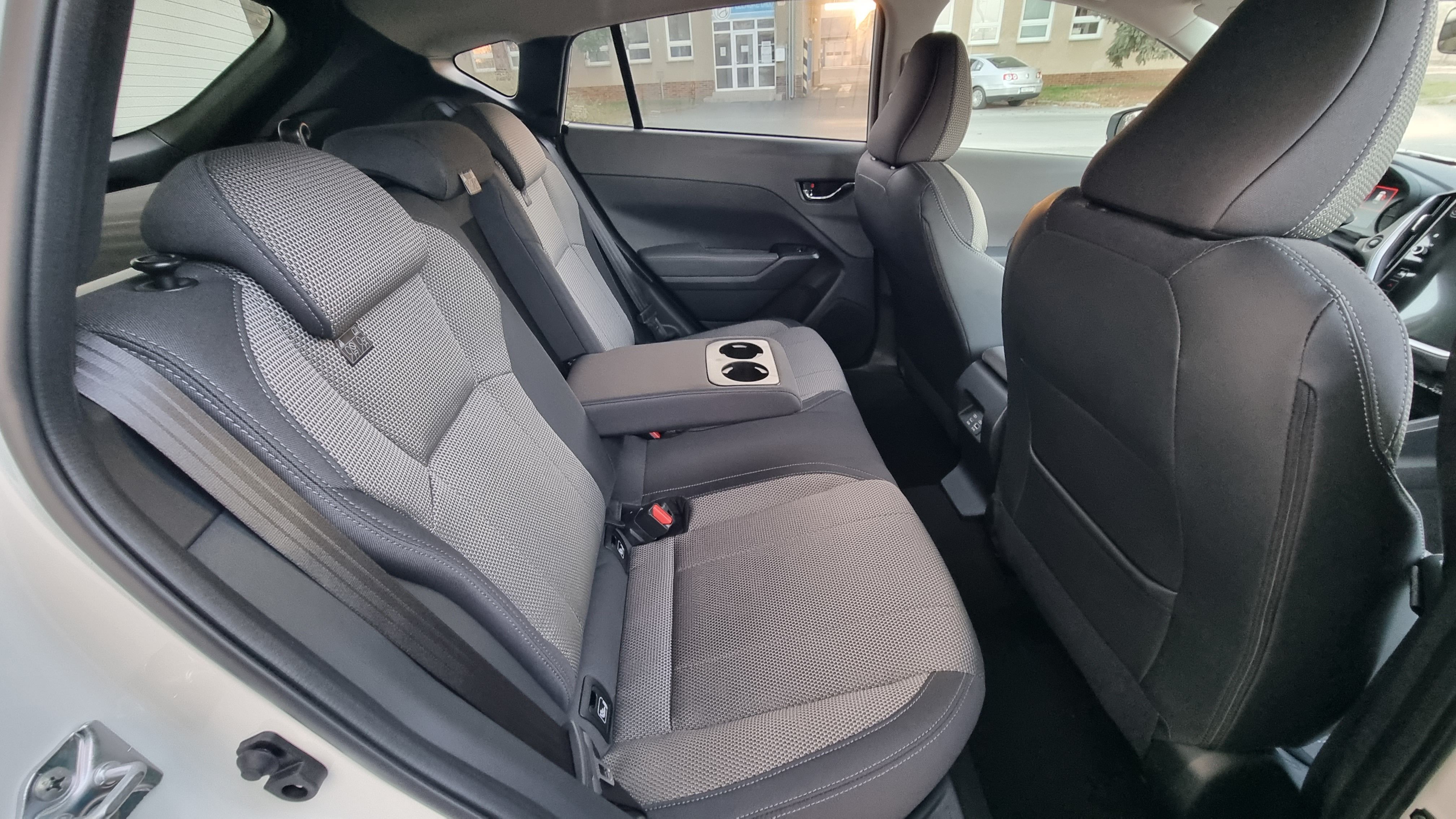 Subaru Crosstrek, 2,0i CVT Comfort Navi26 + kola - fotka 6