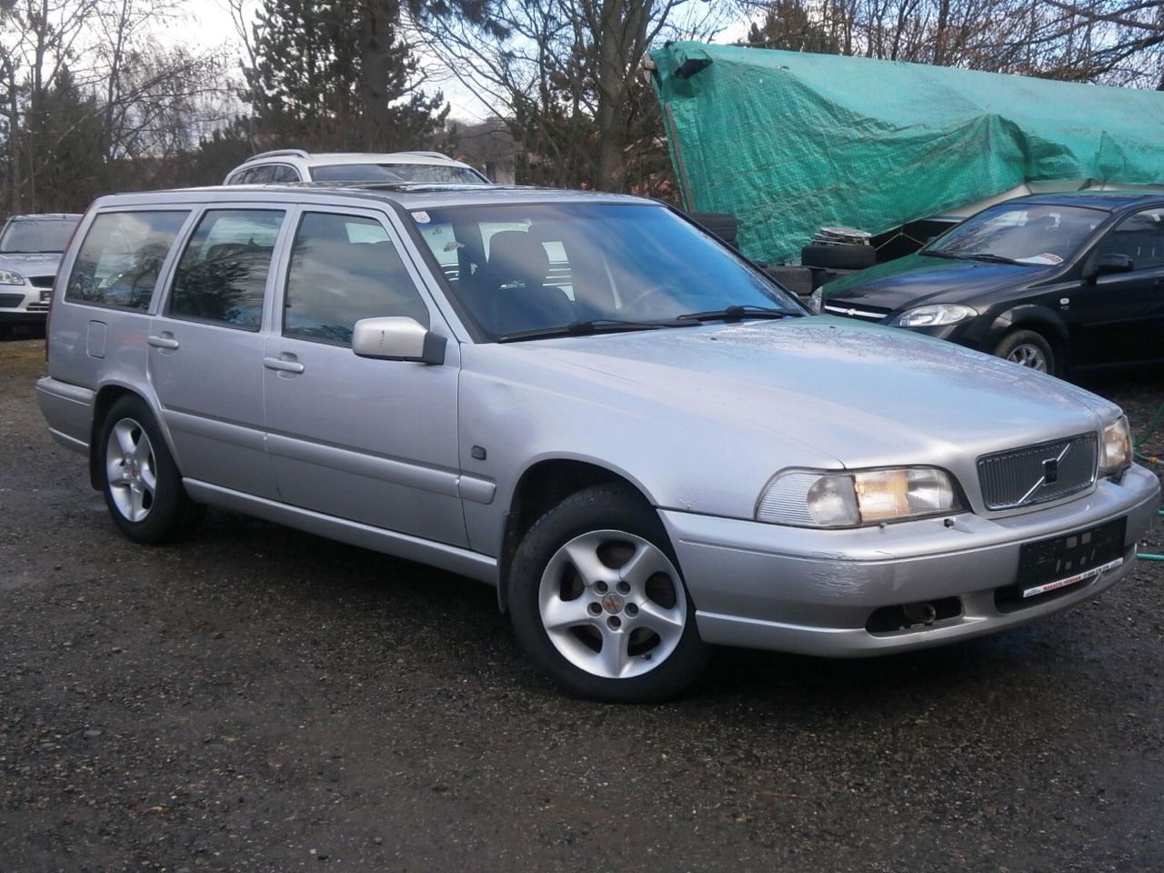 Volvo V70, 2,4D JEN 208TKM TAZNE ZARIZENI